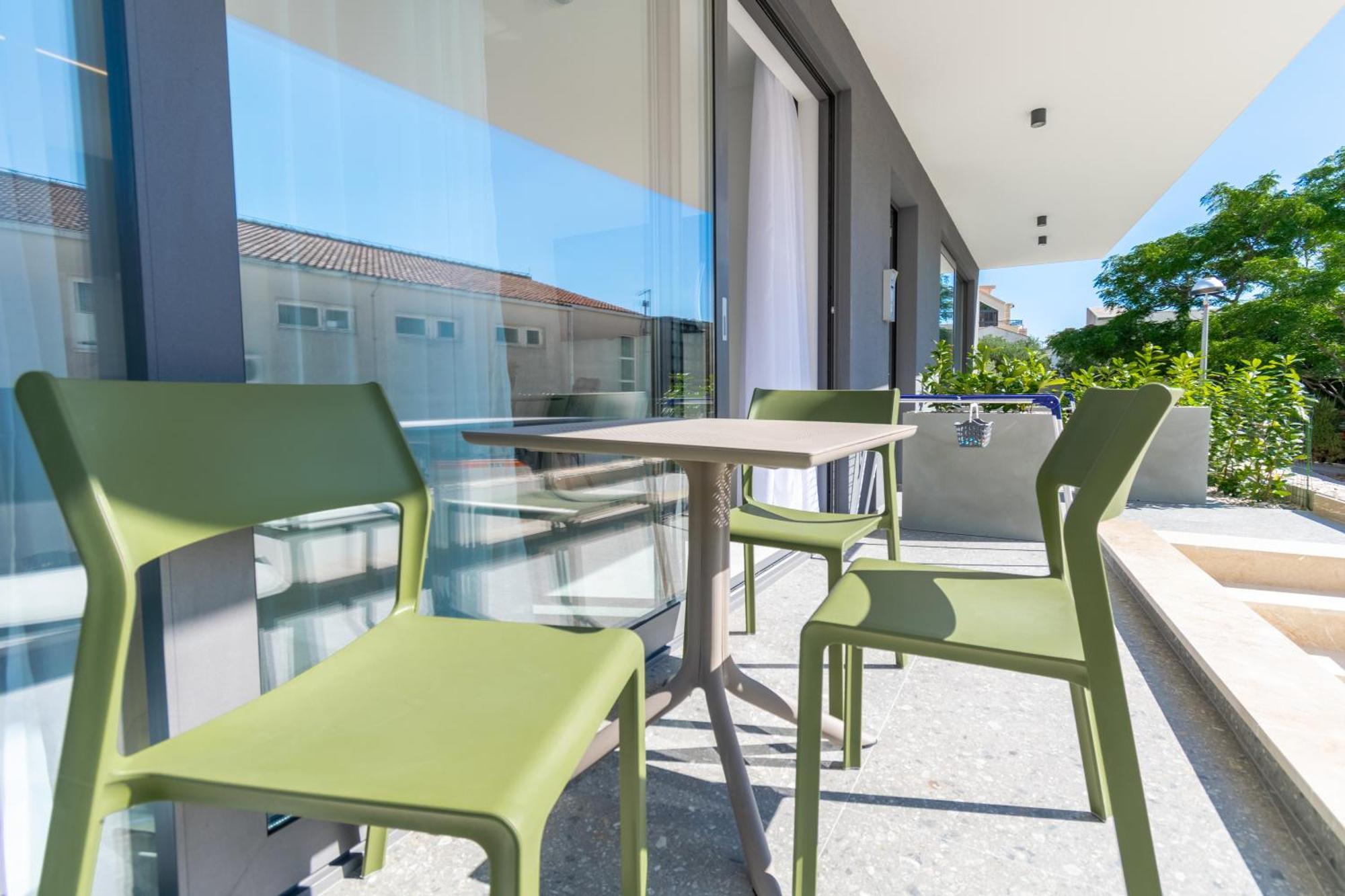 Apartmani Pino 1 Baška Voda Eksteriør bilde